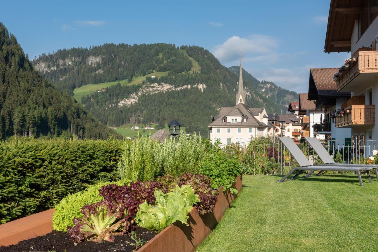 Hotel Vernel Santa Cristina Val Gardena Εξωτερικό φωτογραφία