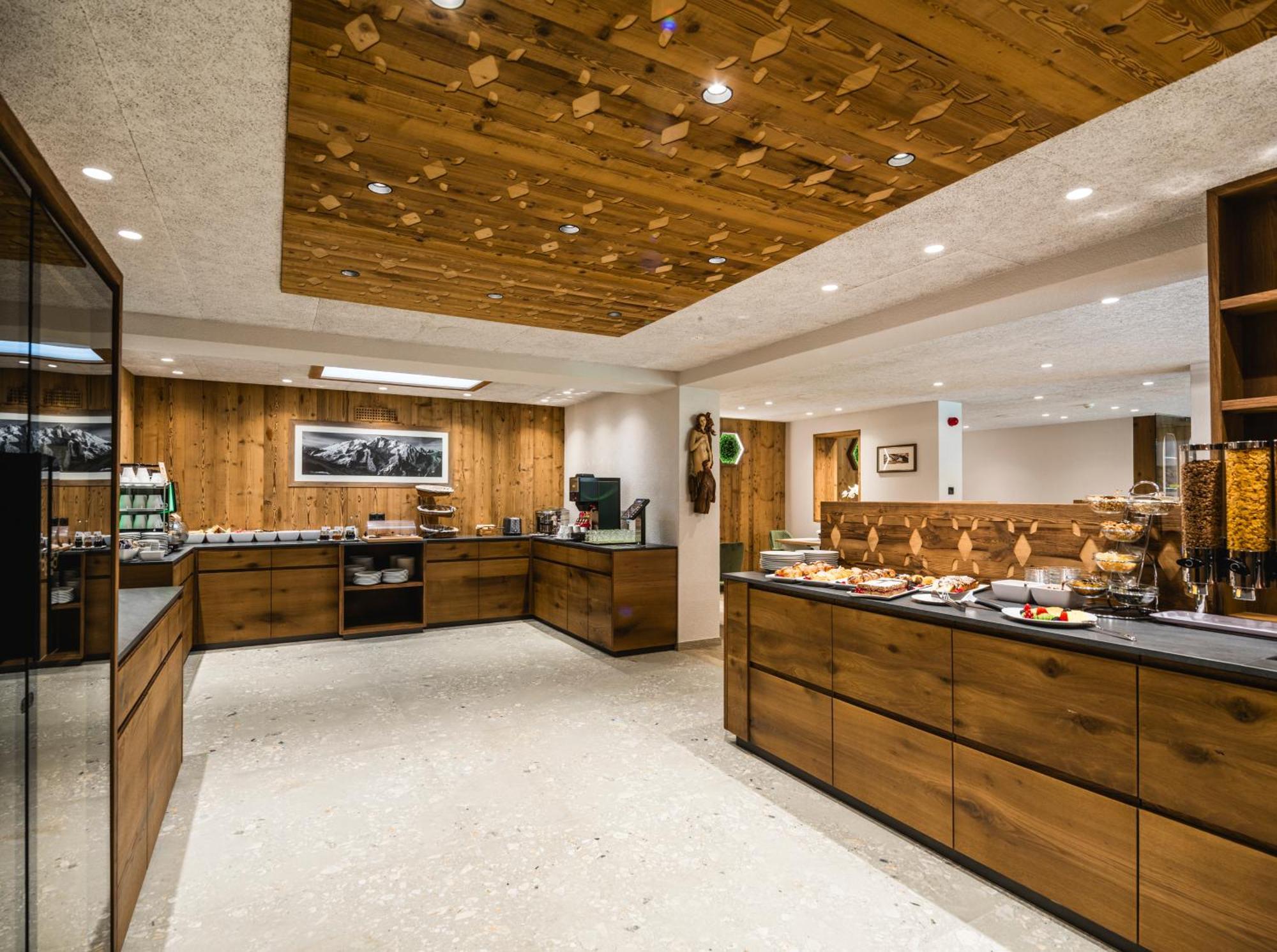 Hotel Vernel Santa Cristina Val Gardena Εξωτερικό φωτογραφία