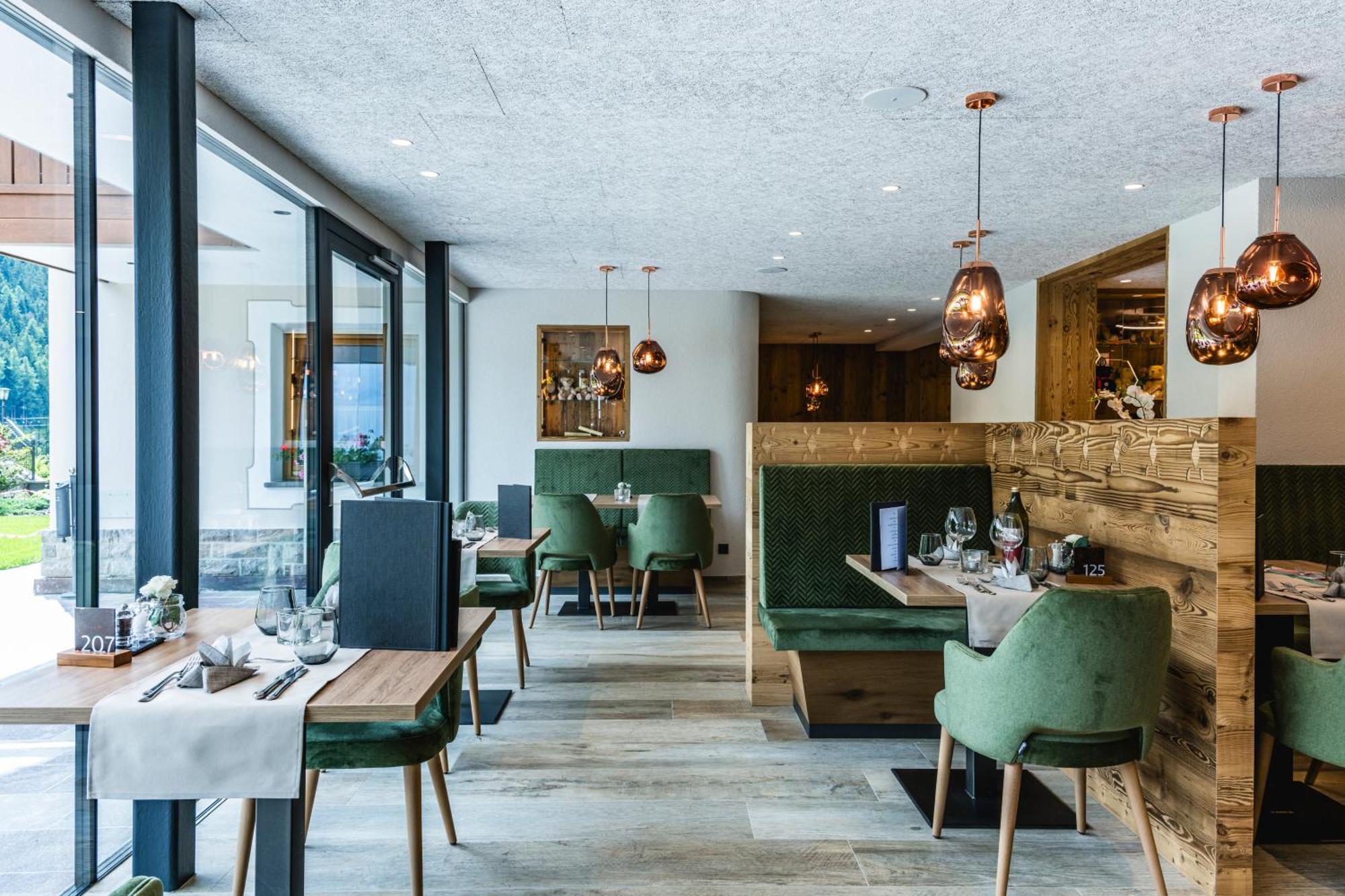 Hotel Vernel Santa Cristina Val Gardena Εξωτερικό φωτογραφία